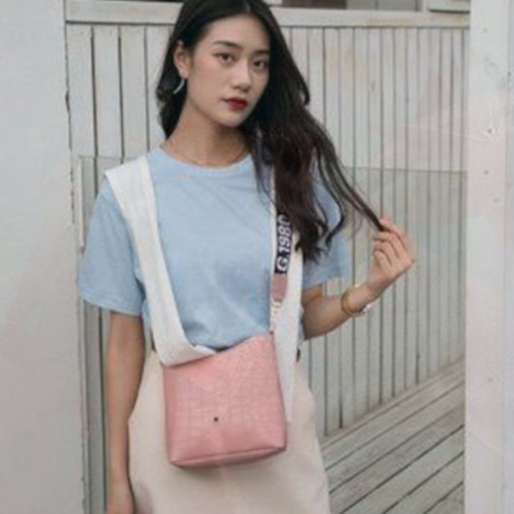 New Ladies Crocodile bucket bag 241